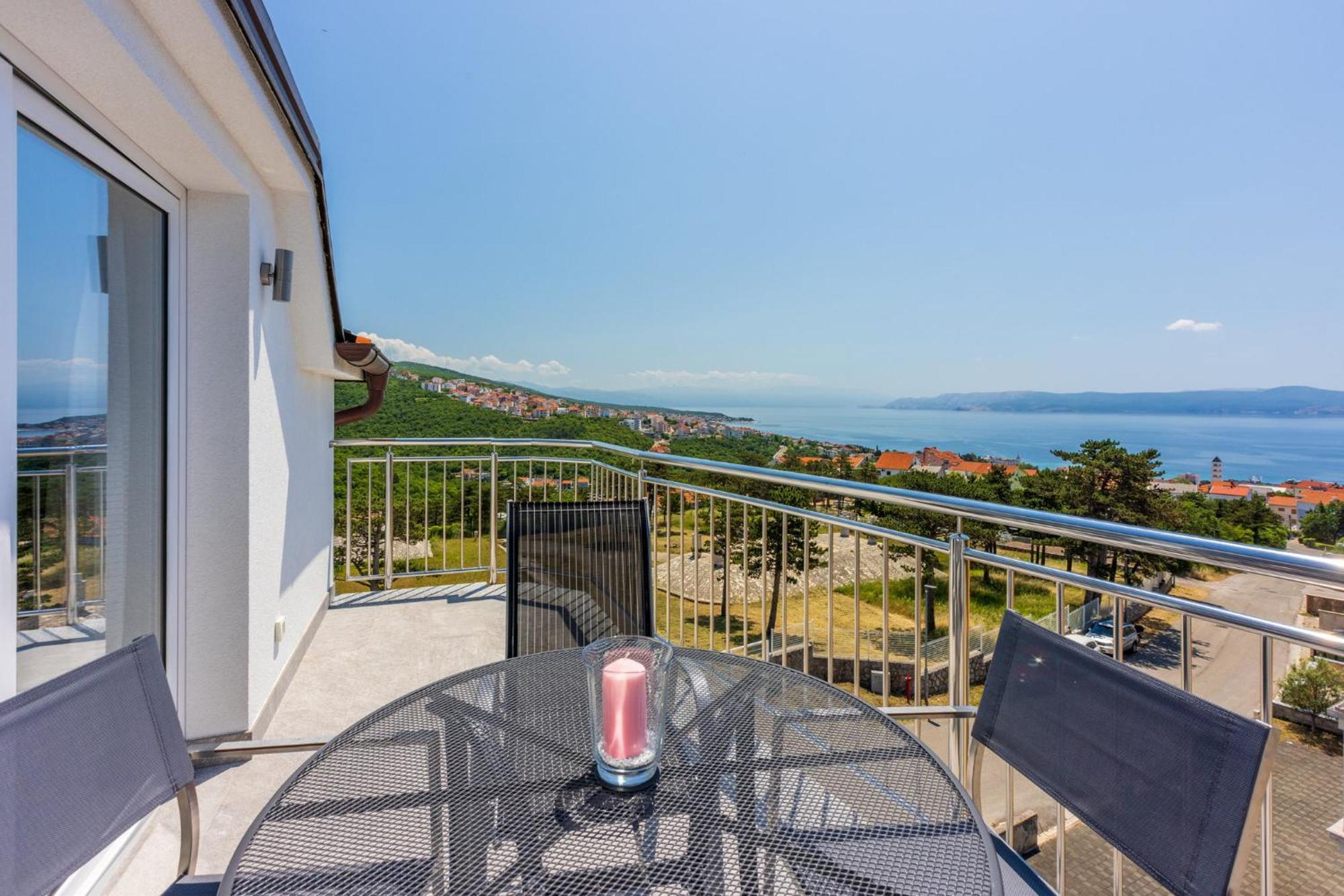 Apartments Sunshine D Crikvenica Exterior photo