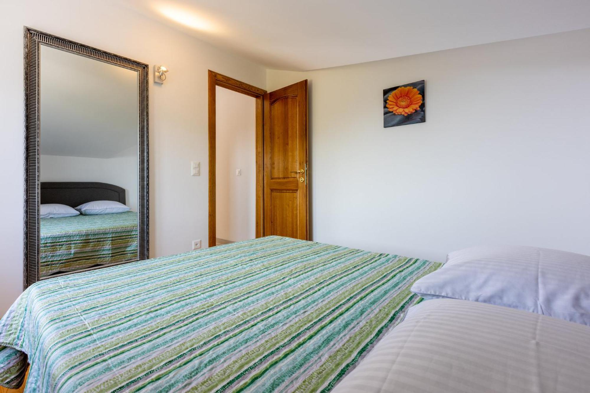 Apartments Sunshine D Crikvenica Exterior photo