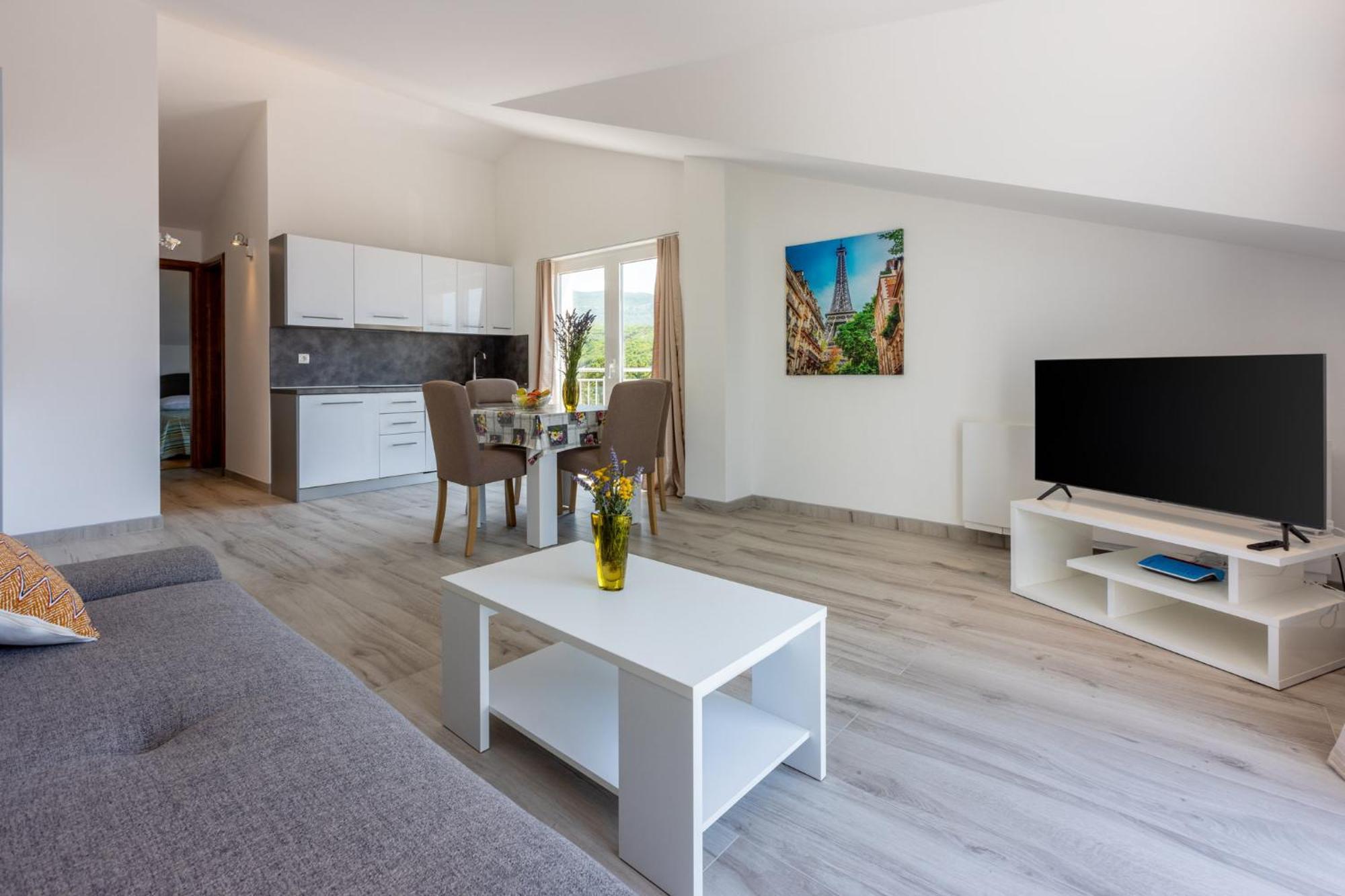 Apartments Sunshine D Crikvenica Exterior photo