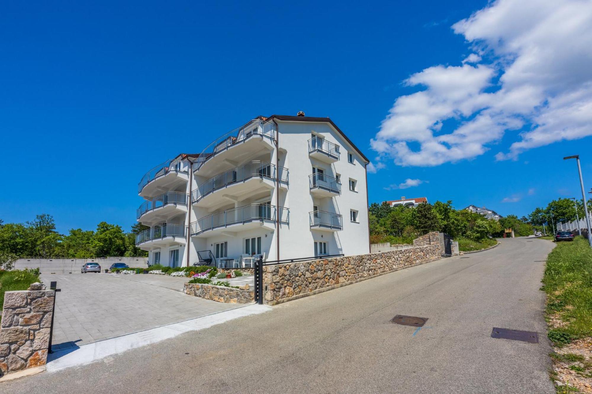 Apartments Sunshine D Crikvenica Exterior photo